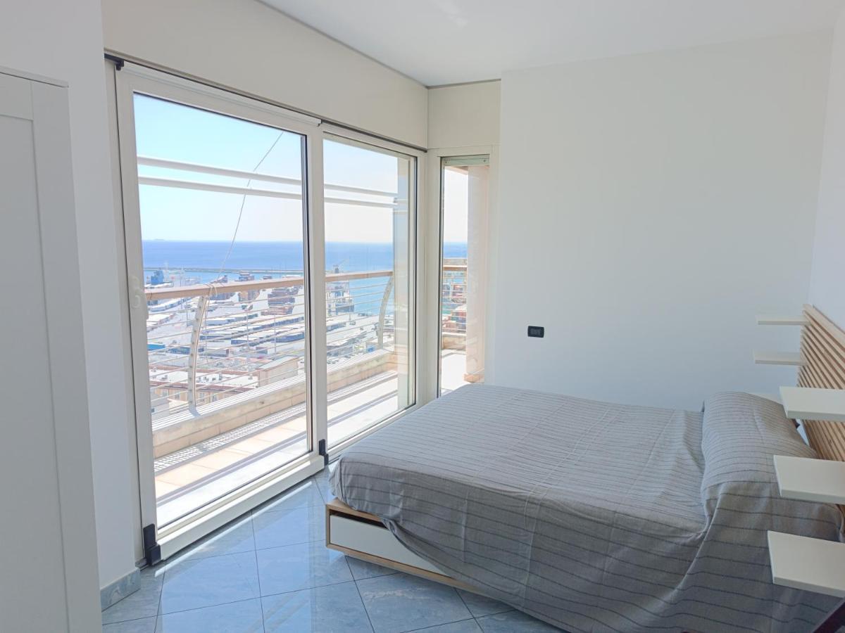 Attico Con Vista Su Genova Apartamento Exterior foto