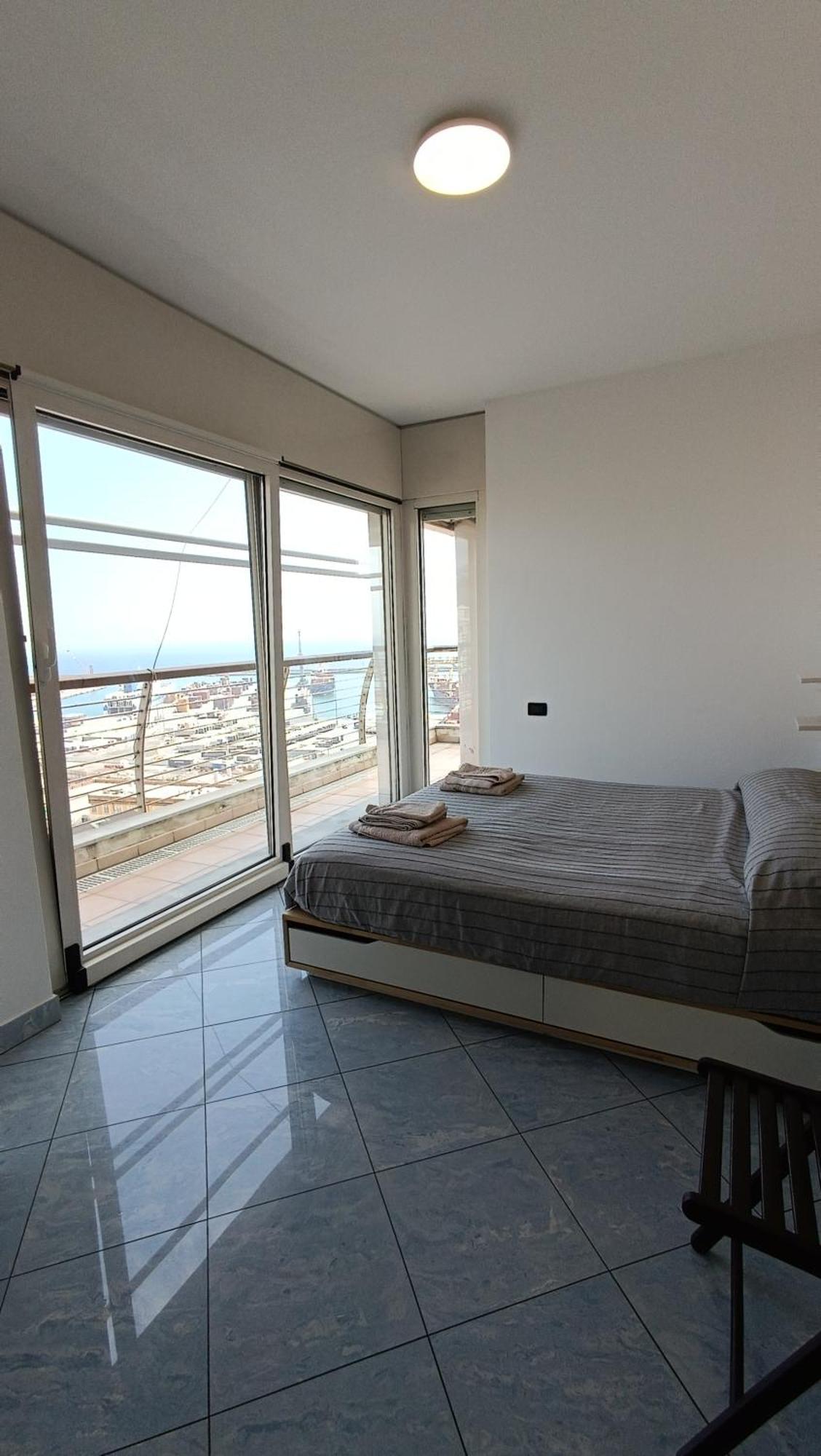 Attico Con Vista Su Genova Apartamento Exterior foto