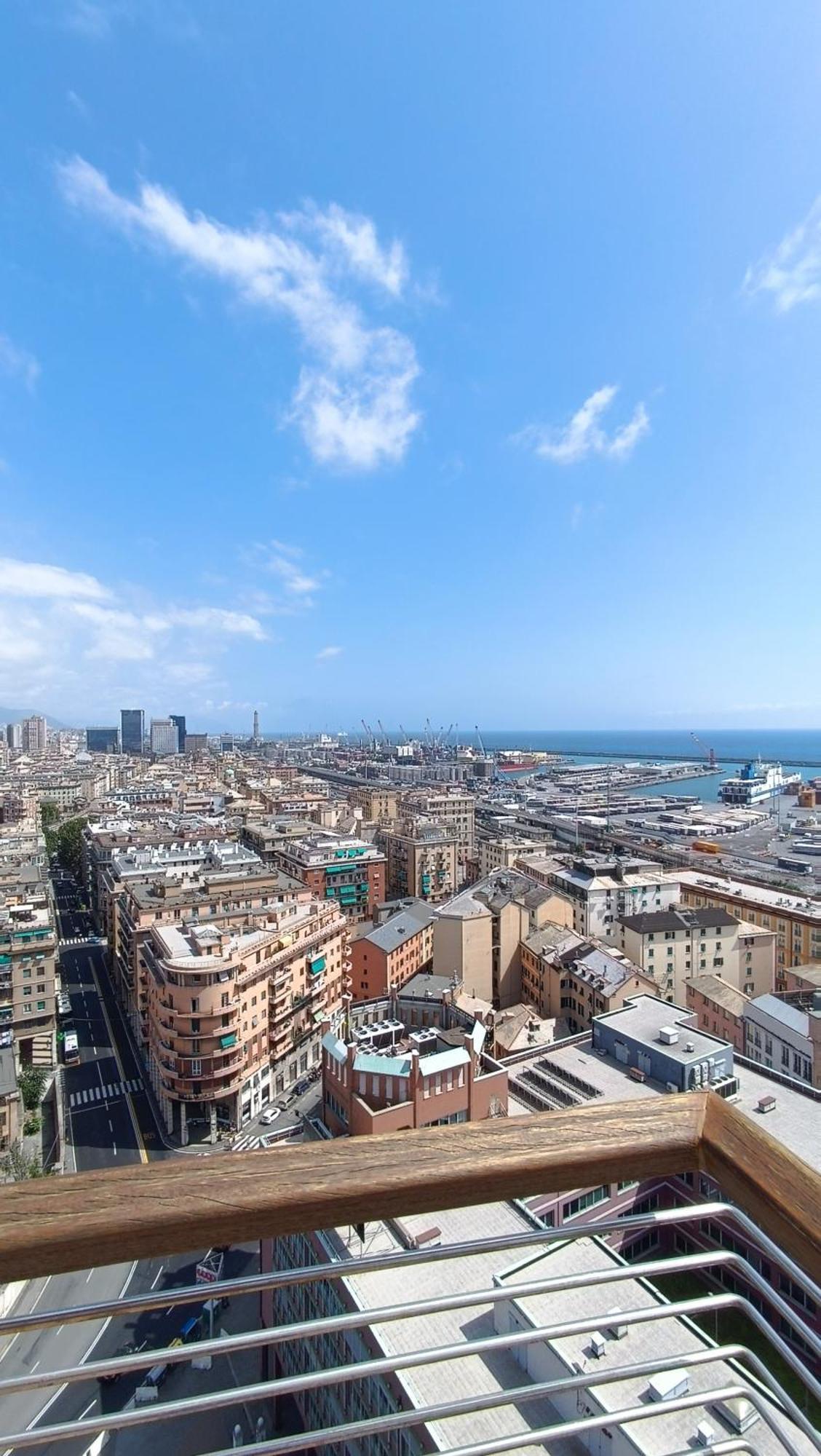 Attico Con Vista Su Genova Apartamento Exterior foto